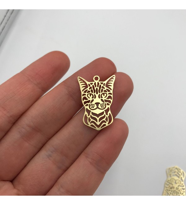 Raw Brass Cat Charm Pendant, Filigree Cat Charm, Cat Earring, Animal Charm Pendant, Laser Cut Jewelry Supplies RW-1089