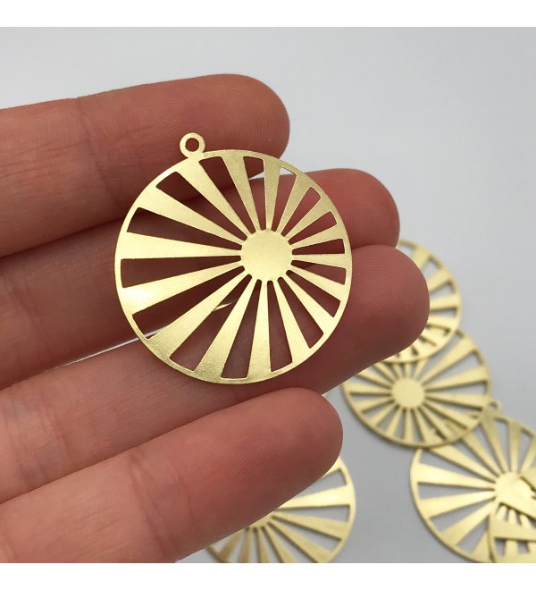 Raw Brass Round Sun Pendant, Circle Laser Cut Sun Earring Charm, Sun Jewelry Celestial Findings RW-1067