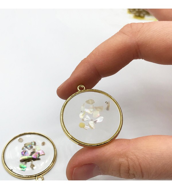 Shiny Gold Plated Round Clear Epoxy Resin Charm, Pressed Mother of Pearl Epoxy Resin Pendant, Resin Charms, Jewelry Supplies GLD-1091