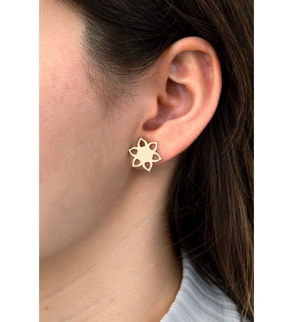 1 Pair Raw Brass Flower Earrings, Floral Stud Earrings, Flower Earring Post, Brass Stud Earrings, Brass Earrings Findings RW-1657