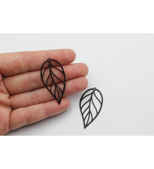 Black Plated Leaf Charm, Cutout Leaf Earring Charm, Geometric Leaf Charm, Metal Jewelry Making Components P-1087