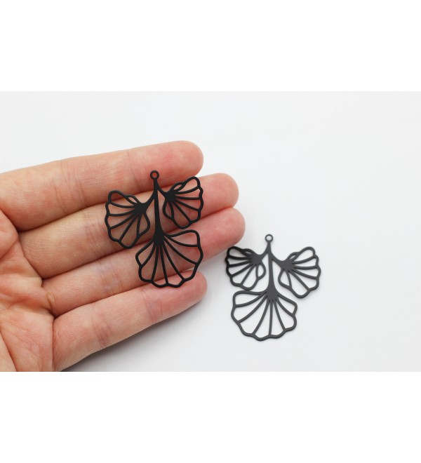 Black Plated Ginkgo Leaf Charm, Leaf Charm Pendant, Geometric Charms, Black Plated Earring Charms, Jewelry Supplies Components P-1797